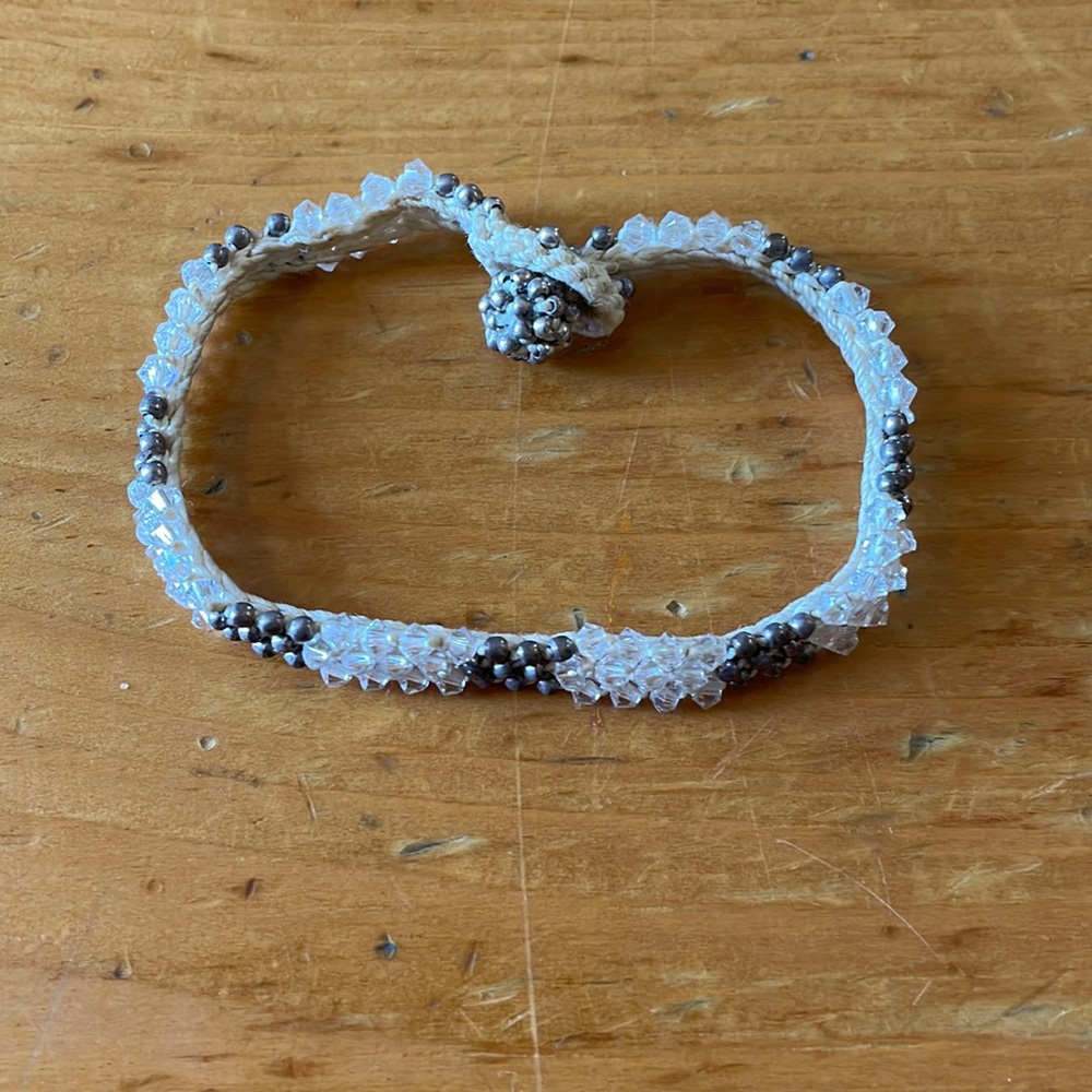Gorgeous handmade beaded bracelet